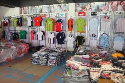 廣州服裝尾貨清倉(cāng)與日用百貨銷售服務(wù)解析